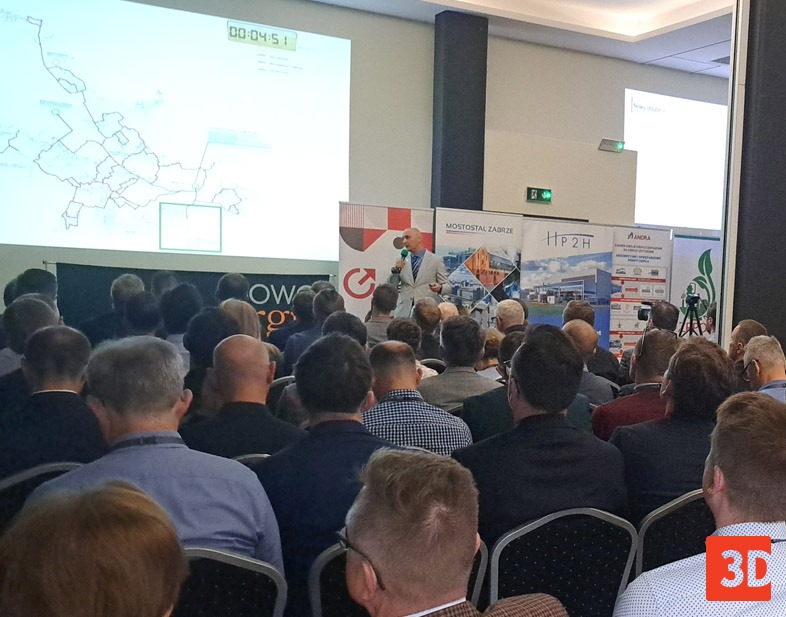 Representative of 3Deling presenting the company’s digital visualization solutions during VI Seminarium “Nowoczesne Ciepło” in Gliwice.